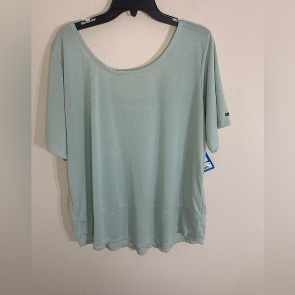 Size 2X NWT Columbia  women’s green Tee Shirt - Picture 2 of 7